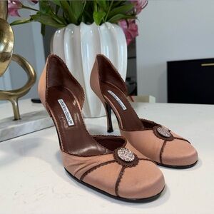 Charles David Satin Heels Blush Pink Crystal Brooch Pumps Vintage Designer